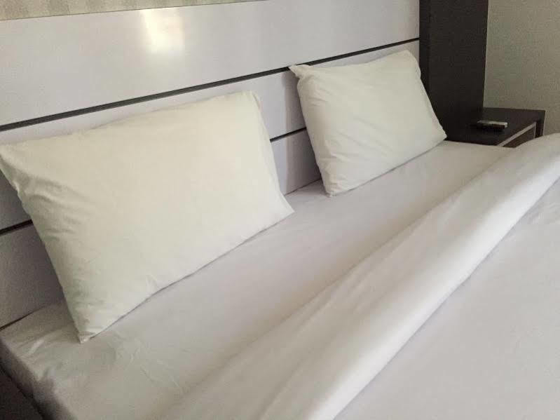 Redlink Hotel Batam Eksteriør bilde