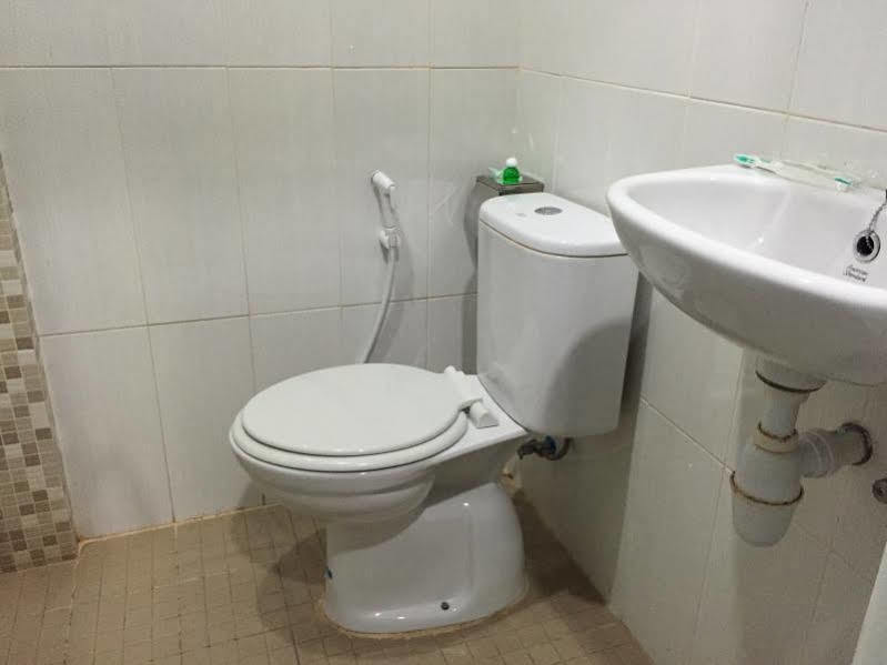 Redlink Hotel Batam Eksteriør bilde